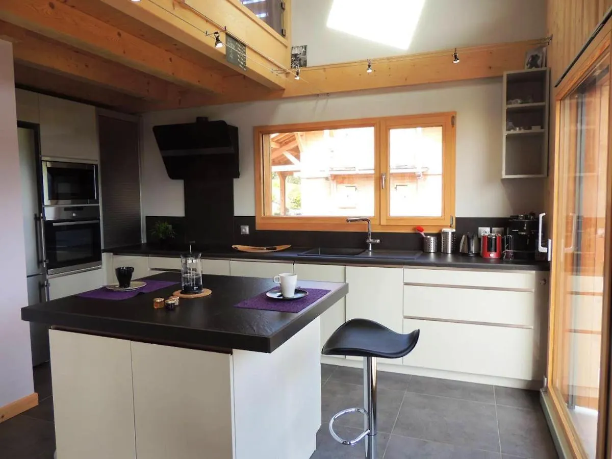 Chalet Charmant Aux Gets Avec Vue Sur Montagne Et Cheminee Les Gets